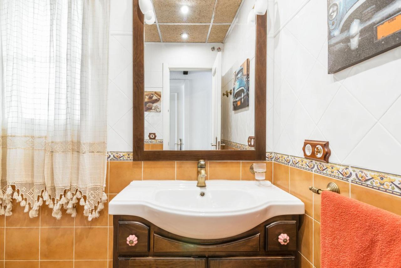 Villa Marty - Mayores De 25 Anos Chiclana de la Frontera Kültér fotó